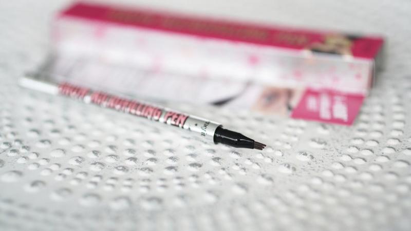 Benefit Brow Microfilling Pen.